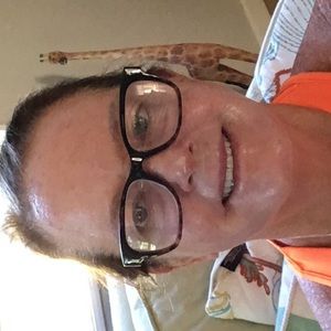 Meet your Posher, Anne